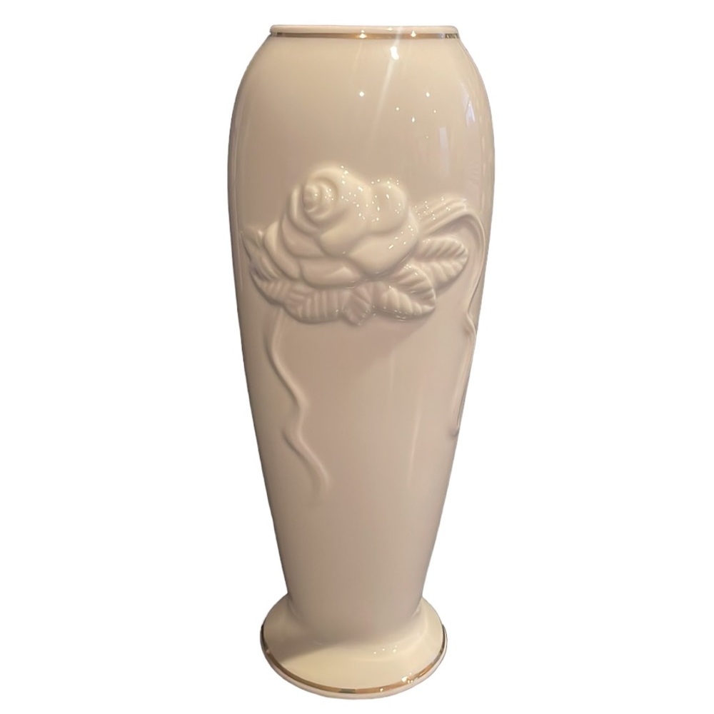 Lenox China Rose Bud Vase Creamy Color Gold Rim Band Floral Rose Front Vintage
